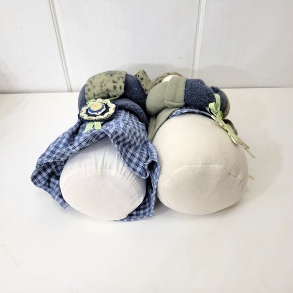 Vintage Fabric Snowman Set, Mr. and Mrs. Snowman, Winter Decor - Picture 4 of 8